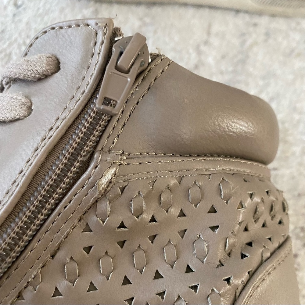 Steve Madden Explorre High Top Sneakers Dark Taupe - Picture 9 of 11